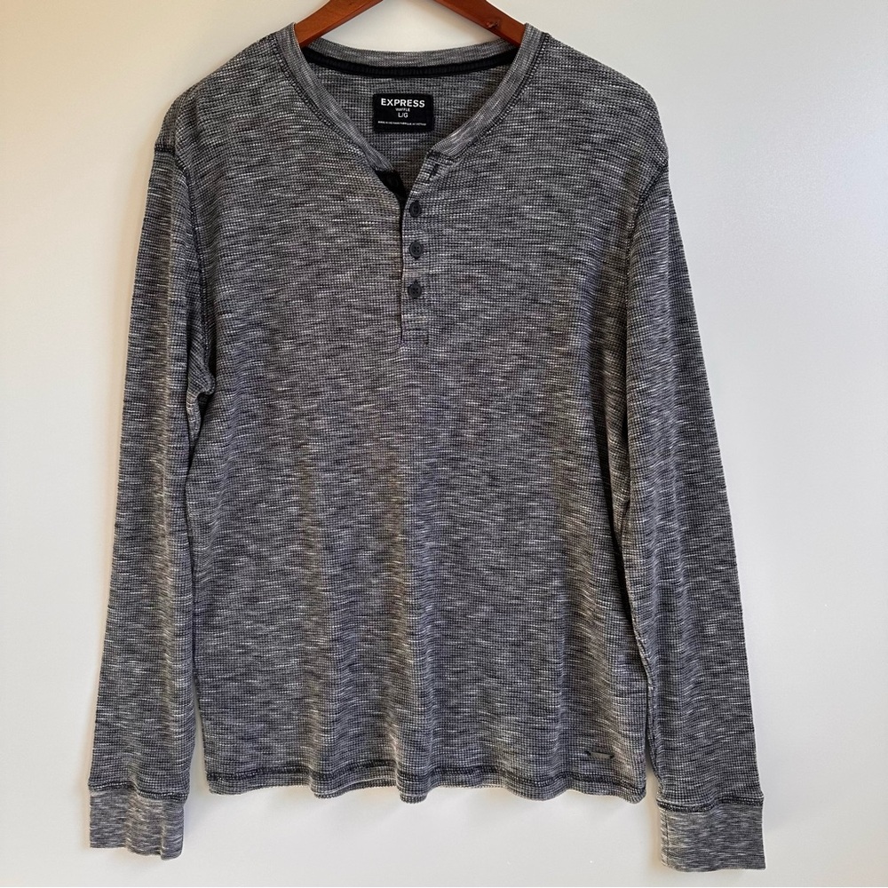 Express Waffle Knit Henley Men’s Size Large Gray